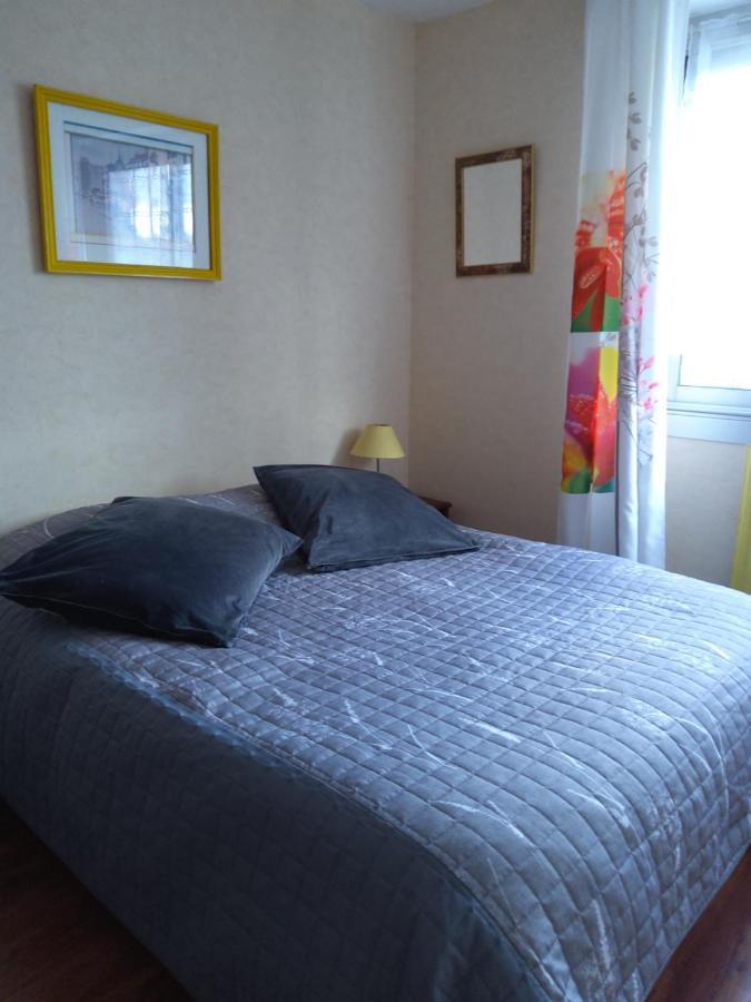 Chambre D'Hotes Dans Residence Dijon Exterior photo